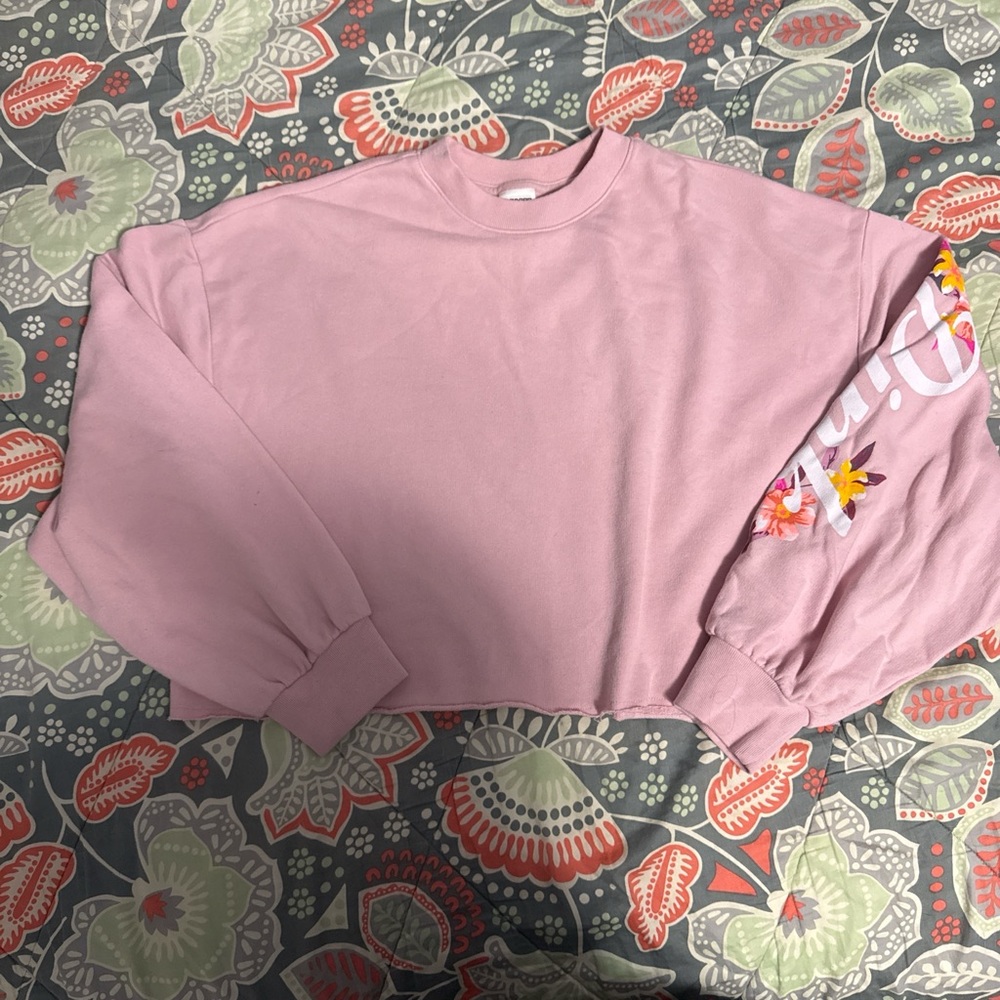 PINK Victoria's Secret Pink Cropped Sweater